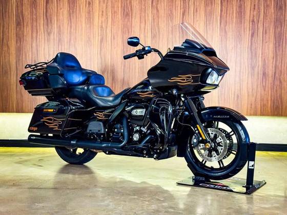 HARLEY-DAVIDSON ROAD GLIDE LIMITED 